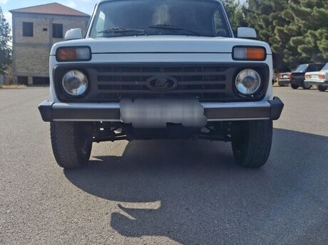 LADA (VAZ) Niva