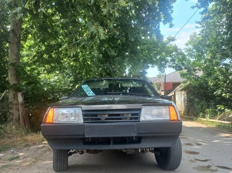 LADA (VAZ) 21099