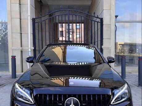 Mercedes C 200