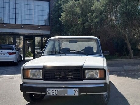 LADA (VAZ) 2107