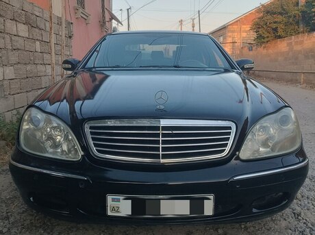 Mercedes S 320