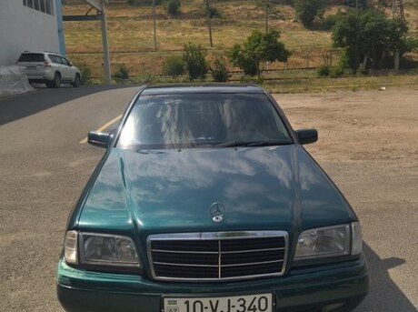 Mercedes C 220