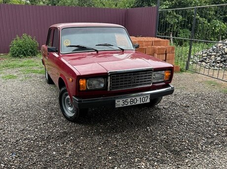 LADA (VAZ) 2107