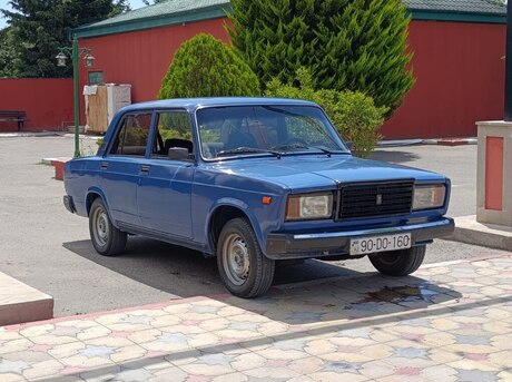 LADA (VAZ) 2107