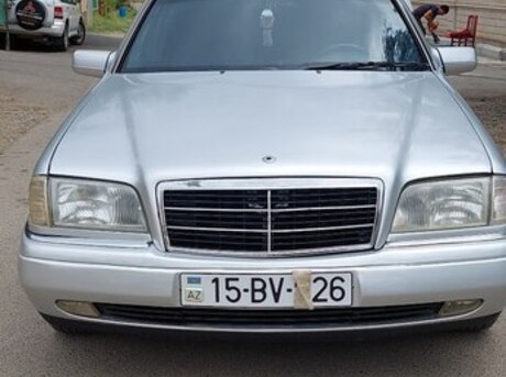 Mercedes C 220