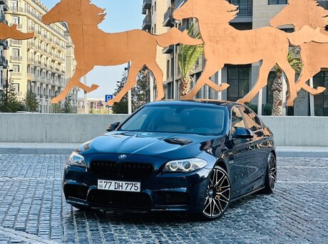 BMW 528
