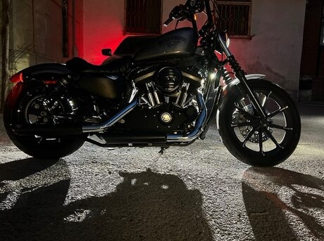 Harley-Davidson XL883N Sportster Iron 883