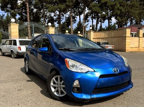 Toyota Prius C