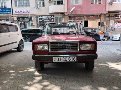 LADA (VAZ) 2107