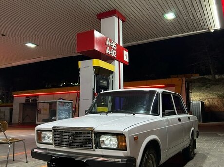 LADA (VAZ) 2107