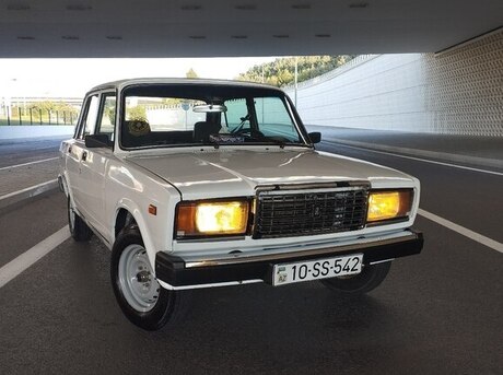 LADA (VAZ) 2107