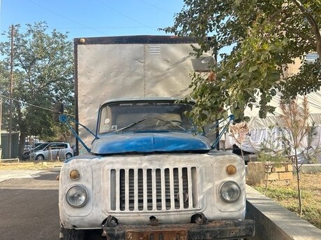 GAZ 53