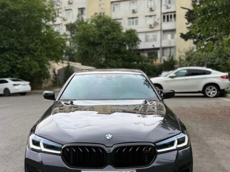 BMW 530e