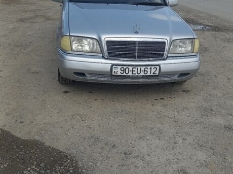 Mercedes C 220