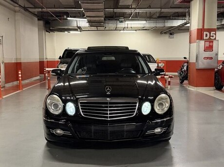Mercedes E 320