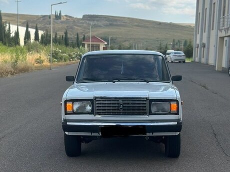 LADA (VAZ) 2107