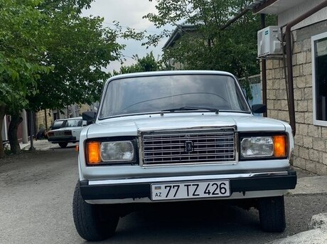 LADA (VAZ) 2107