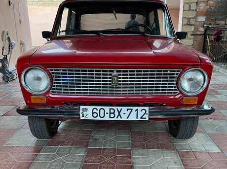LADA (VAZ) 21011