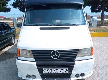 Mercedes Sprinter 312