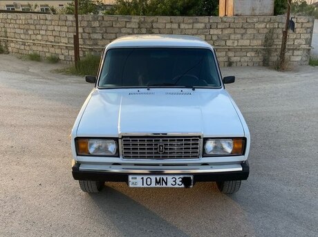 LADA (VAZ) 2107