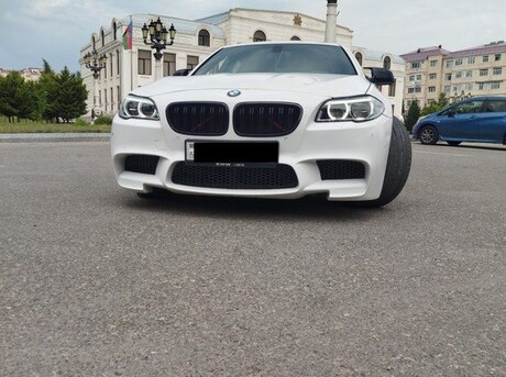 BMW 528