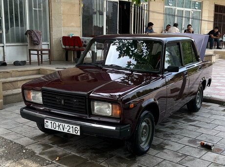 LADA (VAZ) 2107