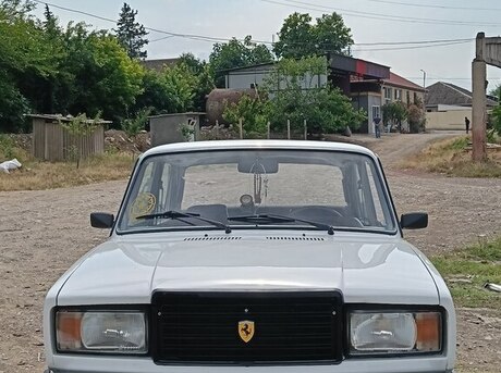 LADA (VAZ) 2107