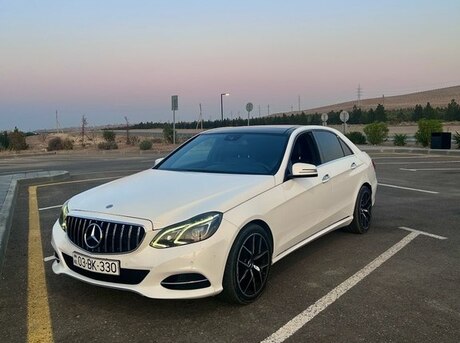 Mercedes E 220