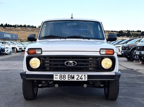 LADA (VAZ) Niva