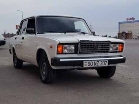 LADA (VAZ) 2107