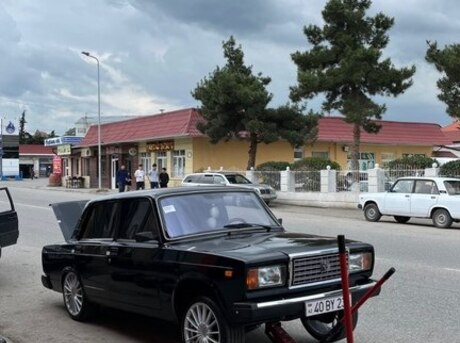 LADA (VAZ) 2107