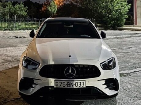 Mercedes E 300