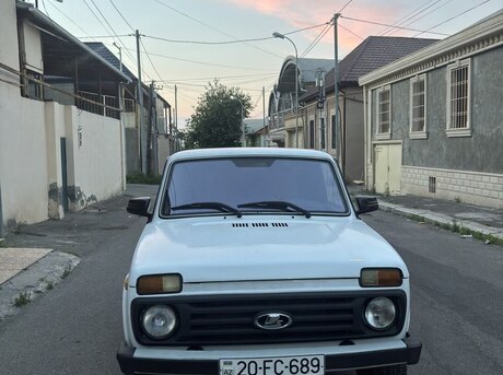 LADA (VAZ) Niva
