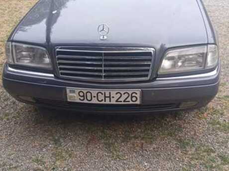 Mercedes C 180