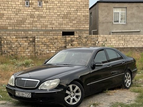 Mercedes S 320