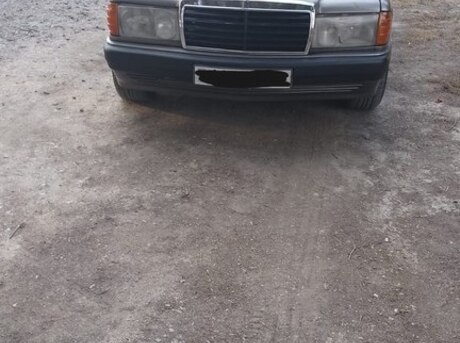 Mercedes 190