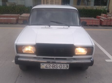 LADA (VAZ) 2107