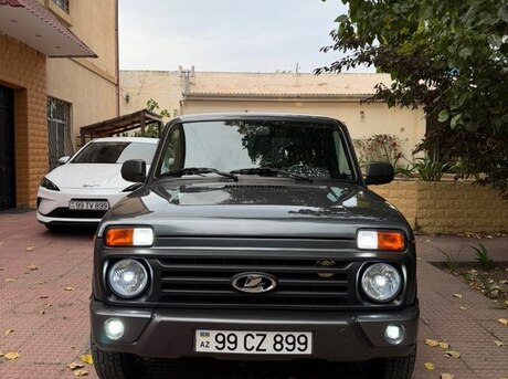 LADA (VAZ) Niva