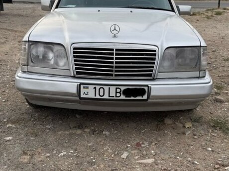 Mercedes 200 E