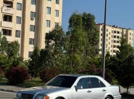 Mercedes C 180