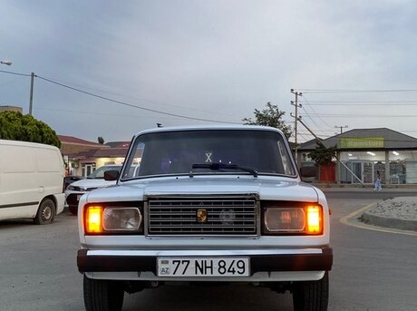 LADA (VAZ) 2107