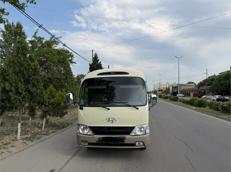 Hyundai County