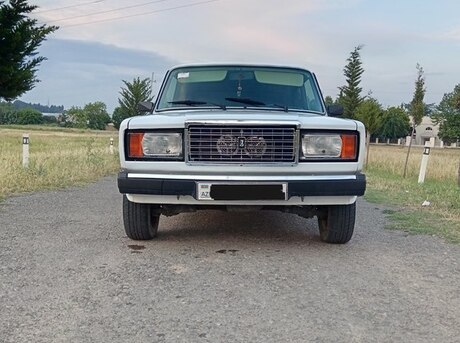LADA (VAZ) 2107