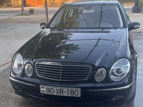 Mercedes E 320