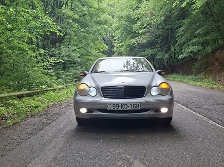Mercedes C 220