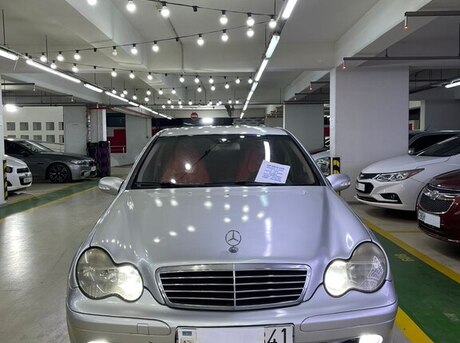 Mercedes C 180