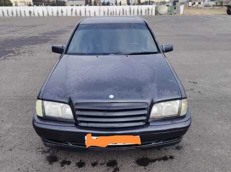 Mercedes C 200