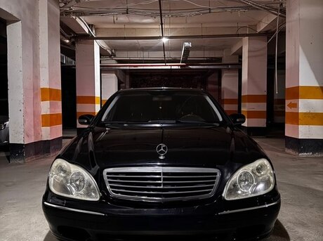Mercedes S 320