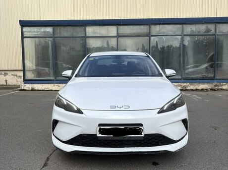 BYD Seal 05