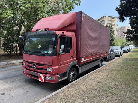 Mercedes Atego 818